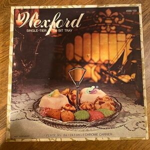 Wexford Anchor Hocking Single-Tier Chrome 1-Piece Tidbit Tray - Silver